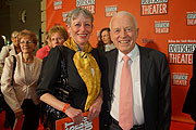 Olympiapark-Pressesprecher Arno Hartung mit Frau (©Foto: Martin Schmitz)